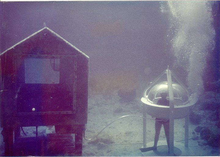 Underwater House & PUTS